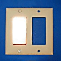 Lion 12-01-04-09-WL | SmartLite for Single Decora Ivory Wallplate White Lens